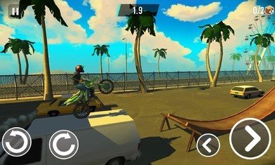 极限特技摩托车体验服截图3