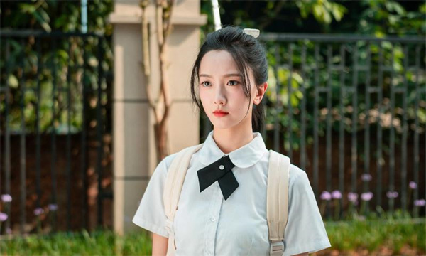 完蛋我被美女包围了之前传